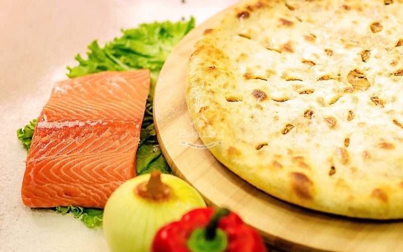 Осетинский пирог с лососем